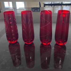 Stemless Ruby champagne glasses. (4)